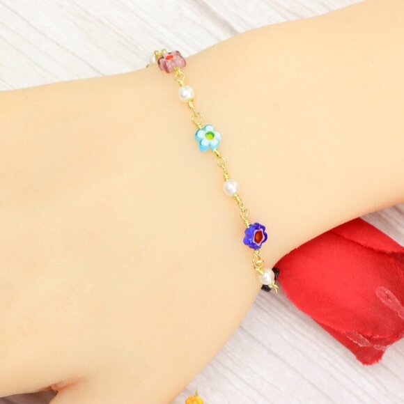 "Trendy Handmade Bracelet – A Thoughtful Gift for Girls & Women | UNVRC1338 - Picture 1 of 10